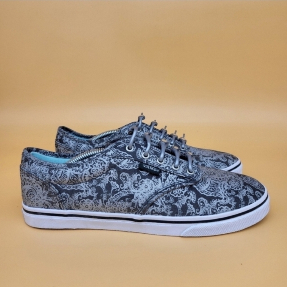 Vans Women's Authentic Classic Shoes Size 7